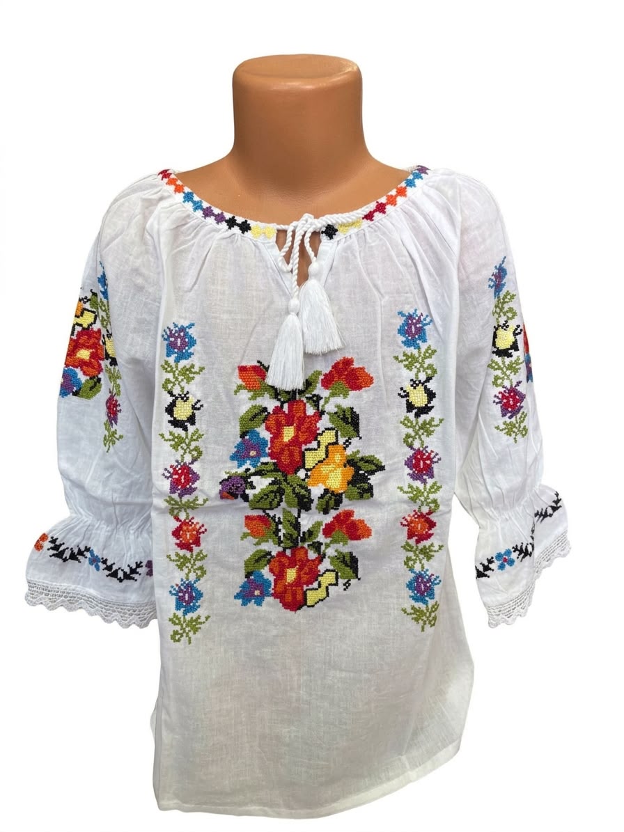 Ie de fetița cu flori multicolore