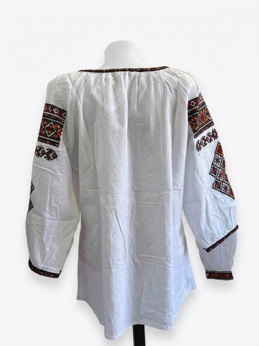 Ie dama in culori de toamnă